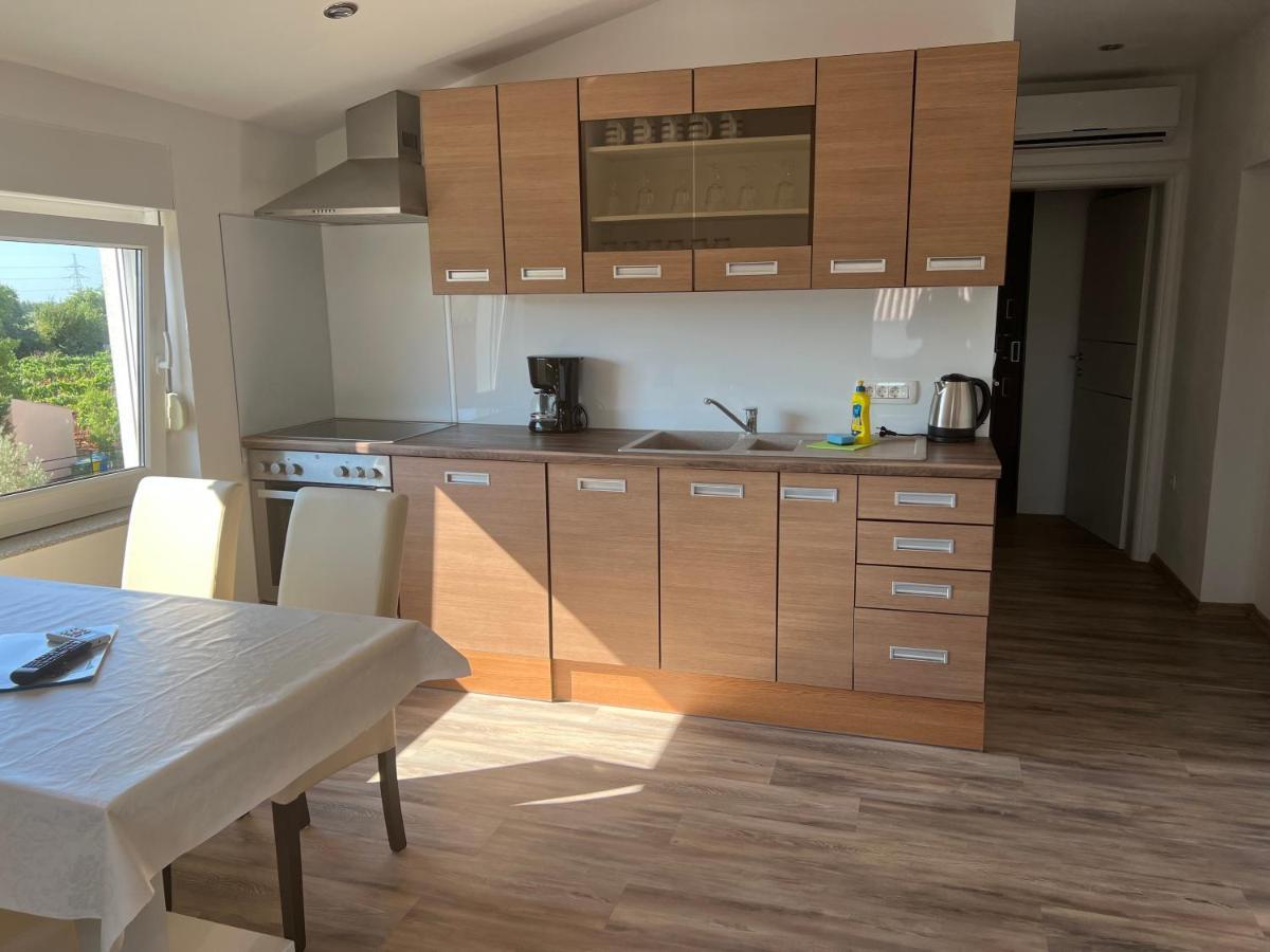 Apartments Ban Galižana Екстериор снимка