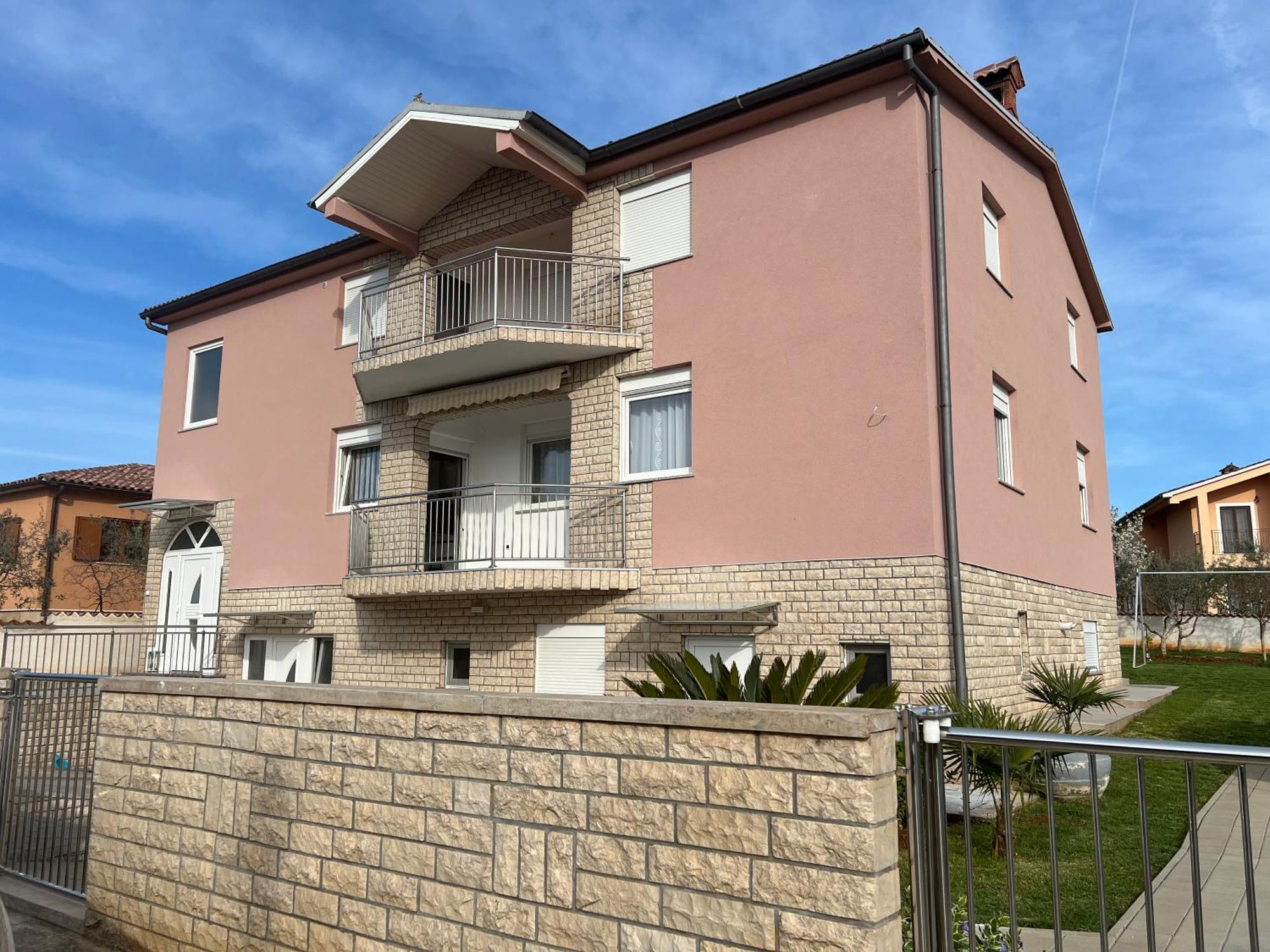 Apartments Ban Galižana Екстериор снимка