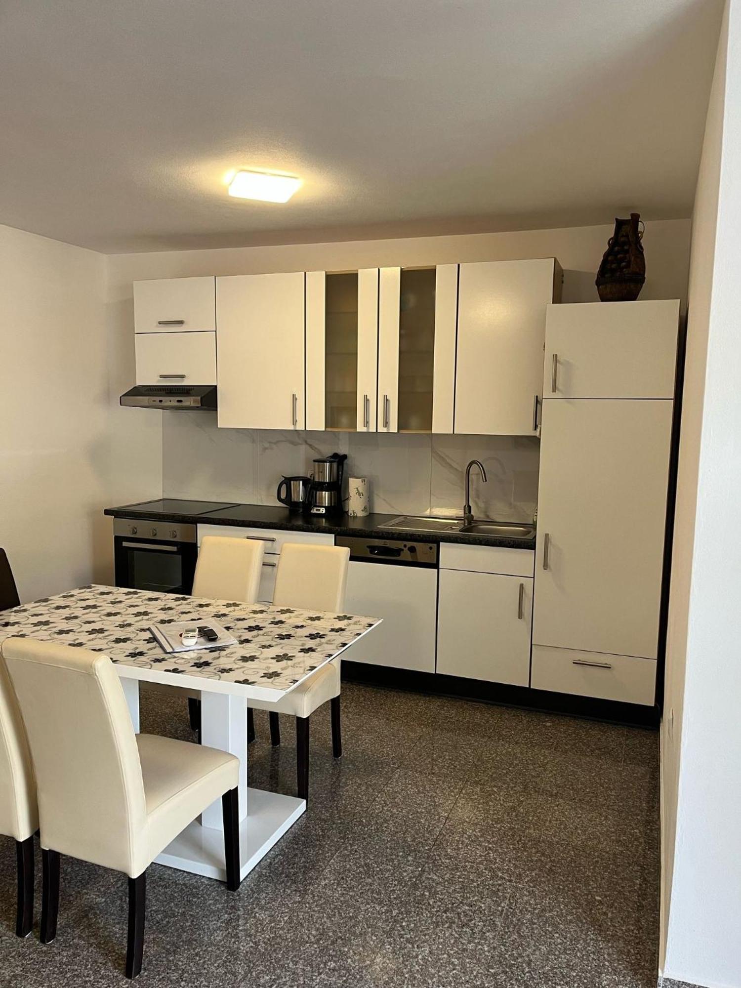 Apartments Ban Galižana Екстериор снимка